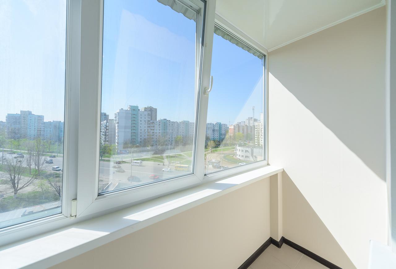 ARTAL Apartment on Iordanskaya 22 Kiev Bagian luar foto